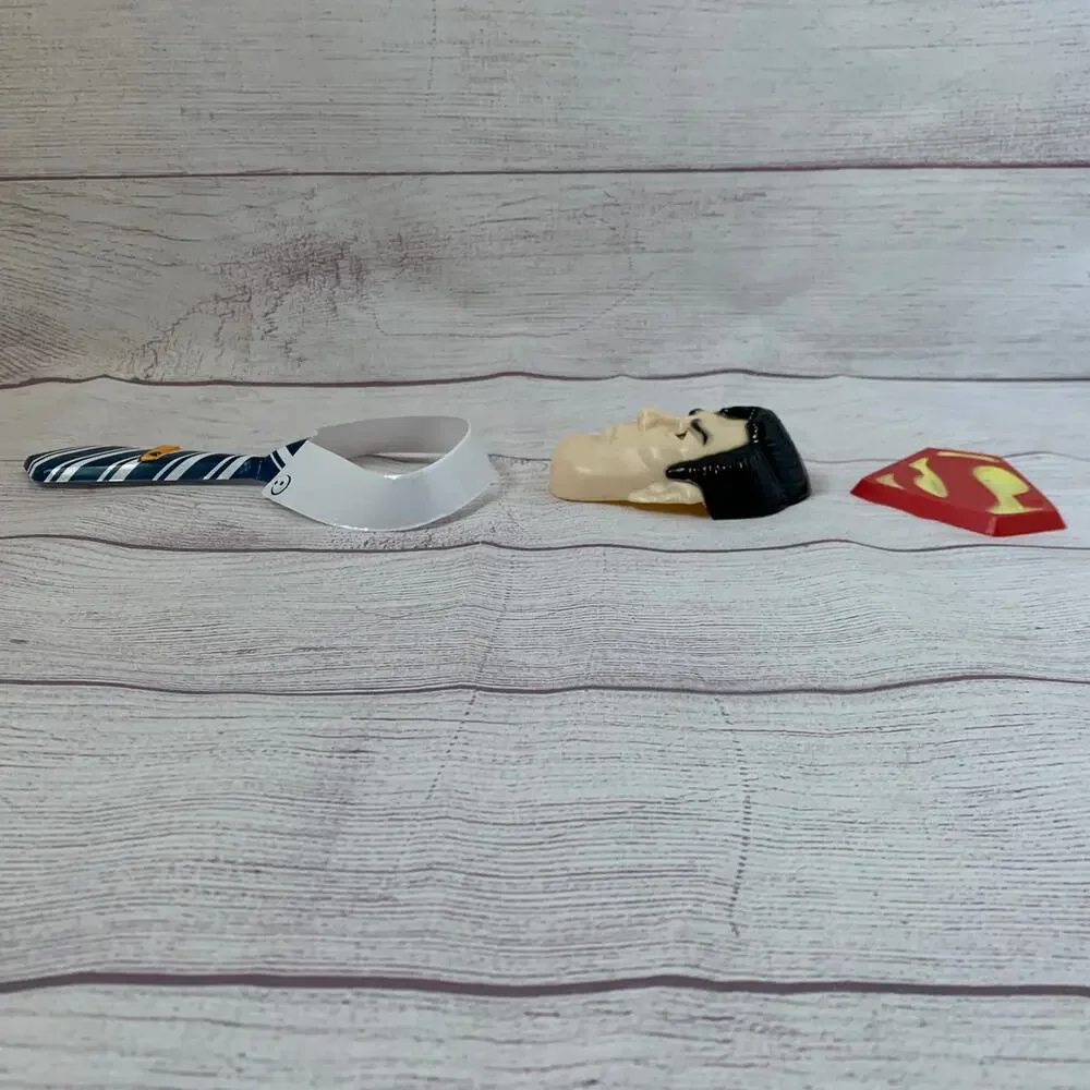 Vintage Wilton Superman Cake Topper Set of 3 Plastic Face Tie and S Shield Logo